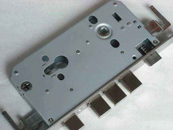 革吉24小时上门开锁公司